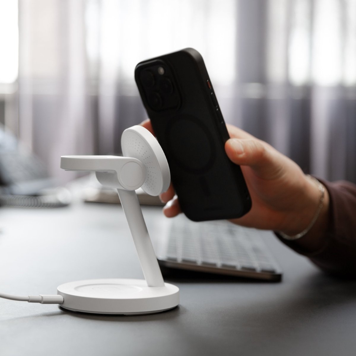 Mobilize 3In1 Charger Station Magsafe Compatible 25W Qi2.2 White - 123TelecomShop