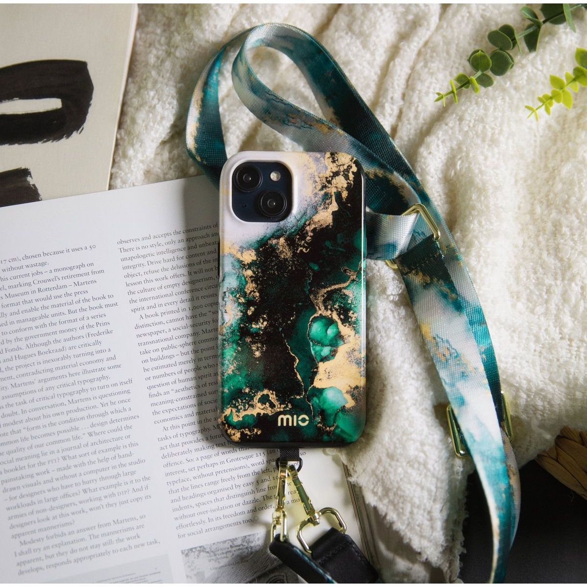 Mio By Mobilize Mio Green Marble Magsafe Compatible For Iphone 16 Pro - 123TelecomShop