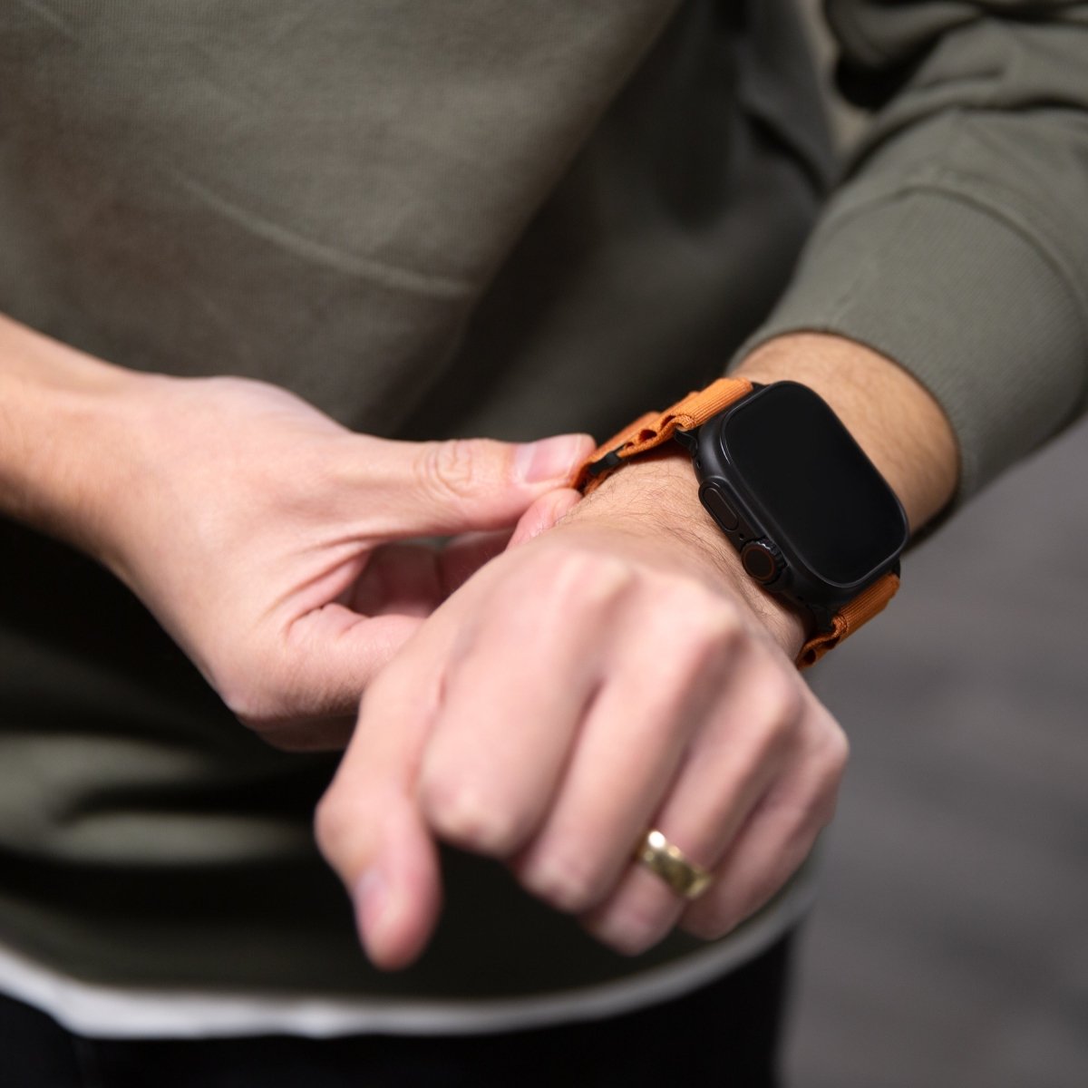 Mobilize Nylon Watch Band - Alpine - Black Connector - For Apple 38/40/41Mm - Terracotta - 123TelecomShop