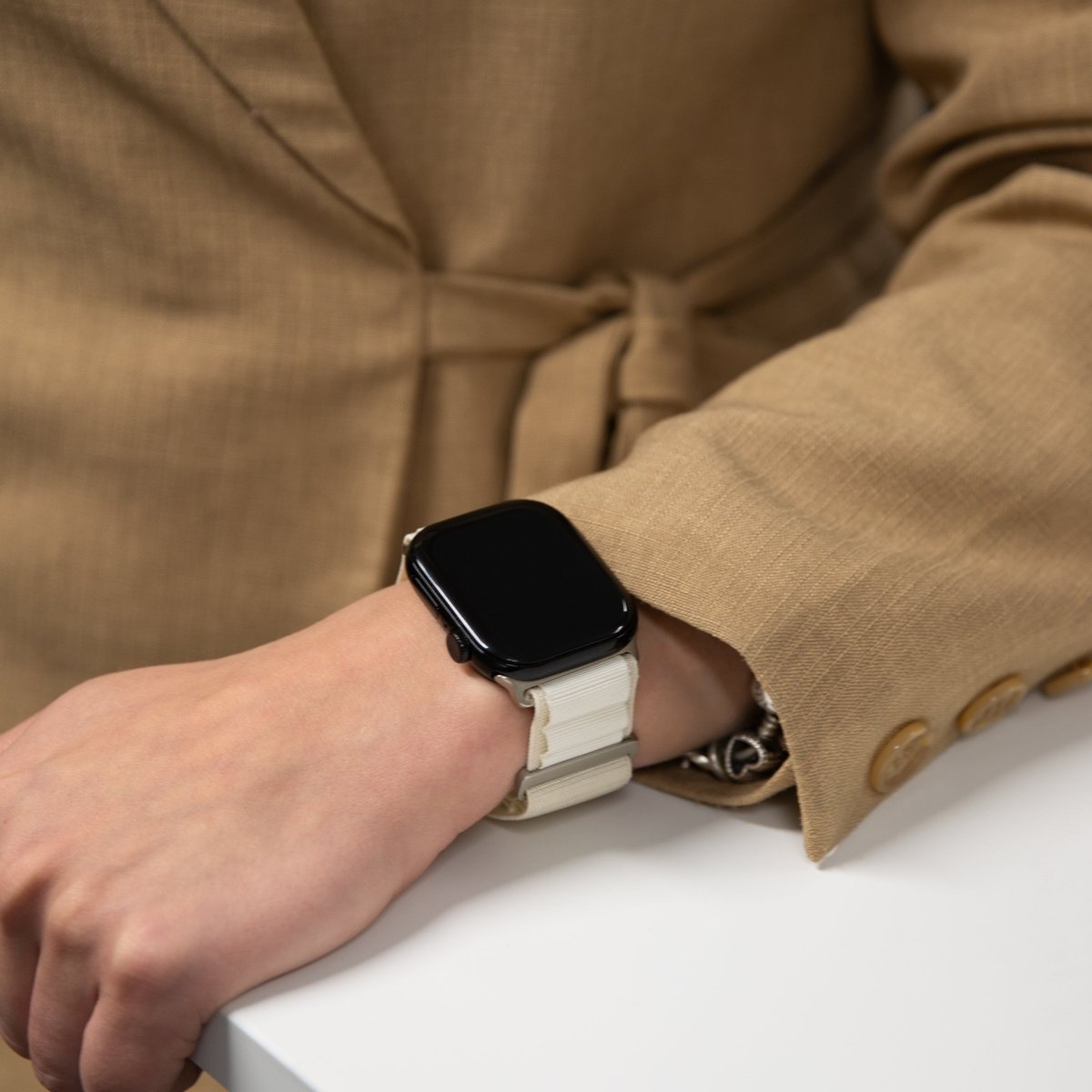 Mobilize Nylon Watch Band - Alpine - Titanium Connector - For Apple 38/40/41Mm - Light Grey - 123TelecomShop